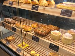 -面包新语(融创茂店)