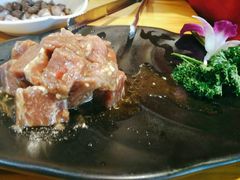 飘香牛肉-唯成•韩国炭火烤肉 유성고기