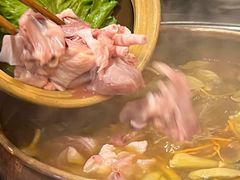 -阿山卓·野生菌火锅·纳西火塘烤肉