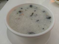 菜乾咸猪骨粥-翡翠拉面小笼包(机场DFS店)