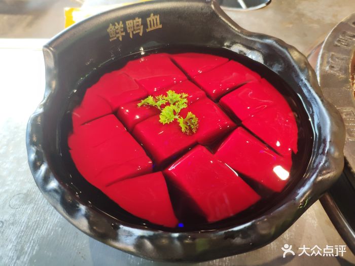 饿狼串说 牛肉串串(九街店)-鲜鸭血图片-重庆美食-大众点评网