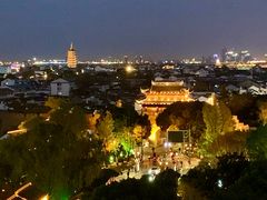 -顽啤熊·酒客酒馆(苏城夜景必选店)