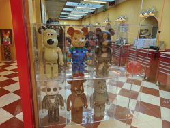 -Devilhands Barbershop男士理容店