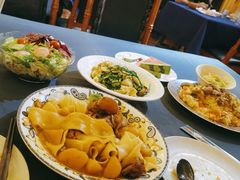 -伊带伊路新疆美食府(呼家楼店)