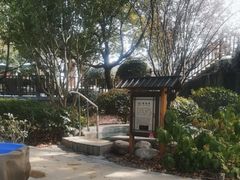 -百联奥特莱斯广场(南京店)