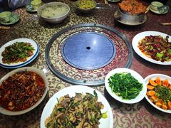 -味老大土碗菜(中山三路店)