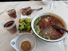 -伊穆祥牛肉面总店·清真