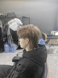 -藤野造型烫发染发