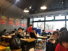 大堂-范贤光鸡公煲(平乐园总店)