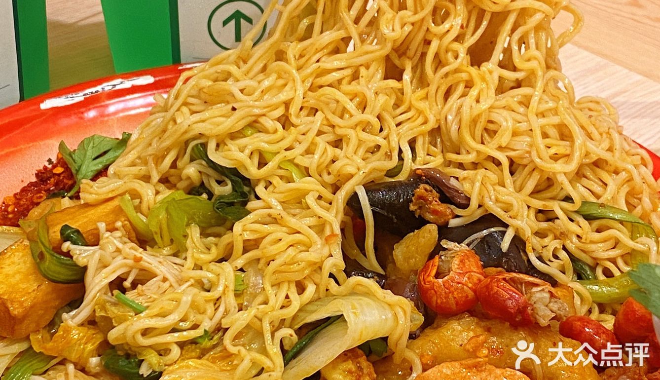值得N刷的杭州盘盘麻辣烫｜还有能喝的“绿码”！