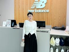 -王府井奥莱棋盘山小镇