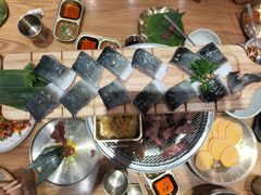 -青瓦餐厅·生鱼片·韩园烤肉(西塔店)