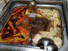 鸳鸯锅-海底捞火锅(奥山世纪城店)