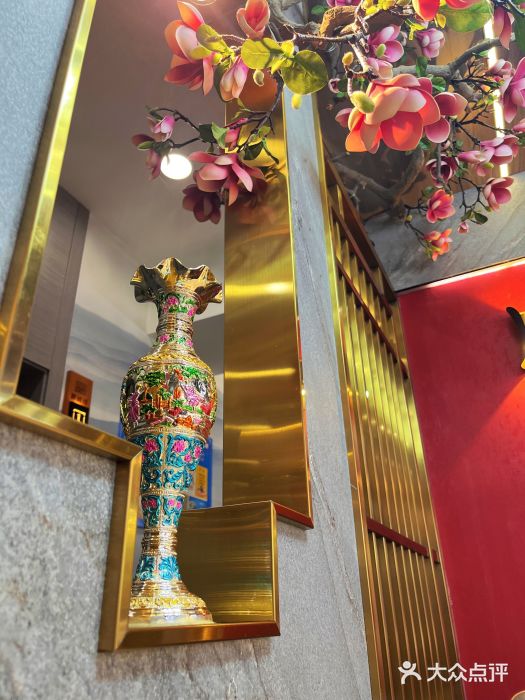 清真·胖妈妈手抓餐厅(定西路长城宾馆店)大堂图片