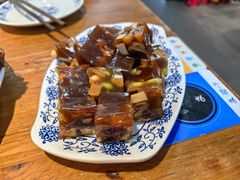 -老天桥酱肉烧饼夹肘子(天桥店)