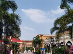 -佛罗伦萨小镇广佛名品奥特莱斯(疏港路店)