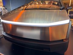 -TESLA 特斯拉(上海太古汇体验店)