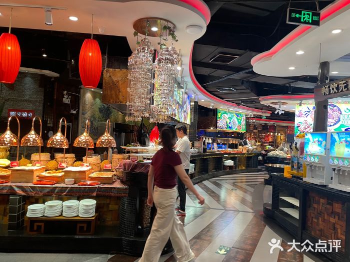 四海一家自助餐(益田假日广场店)图片