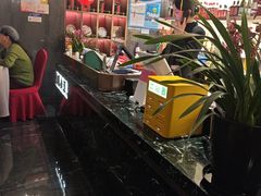 -百联临沂购物中心(临沂路店)