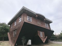 -金山农民画村-枫泾波兰倒置屋