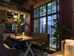 -70后饭吧(府河街店)