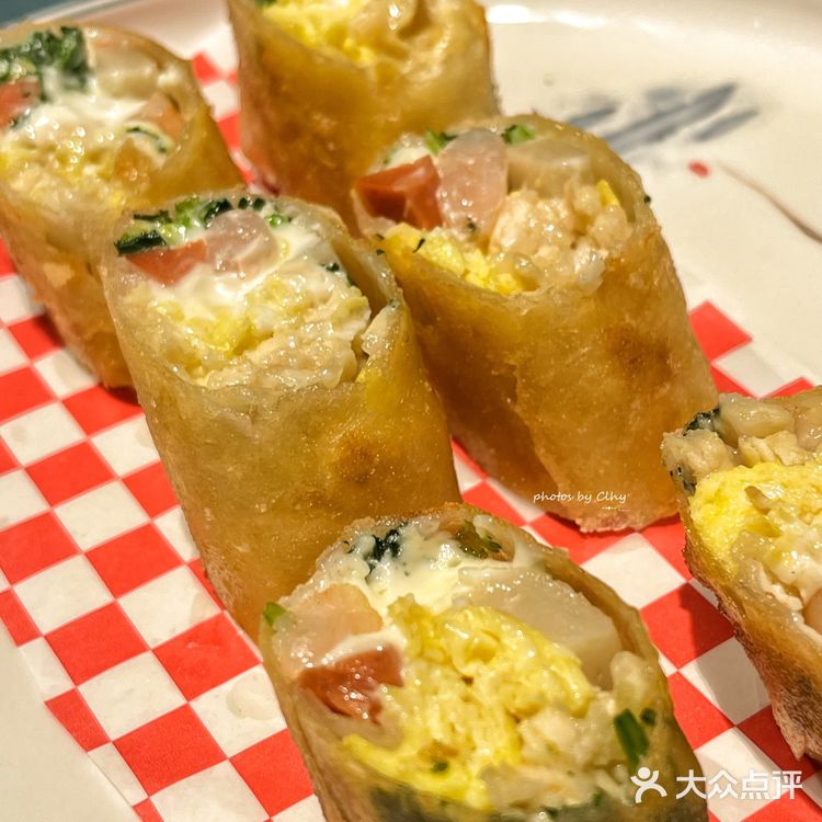 集美大学门口的大排档