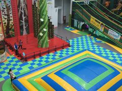 -蒙特利亲子乐园