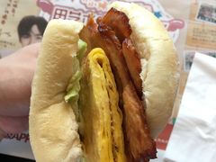 鸡排厚蛋烧三层帕尼尼-肯德基(西单商场店)