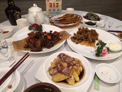 -宜宾海鲜酒家·三十年老字号