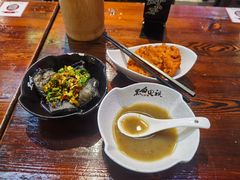 -黑白电视长沙小吃(美林M·LIVE天地东座店)