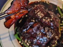 招牌焦糖黑叉烧-维园悦谱·海派家常菜(乌鲁木齐南路店)
