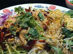 -鱼窝棚柴火铁锅炖(富山屯店)