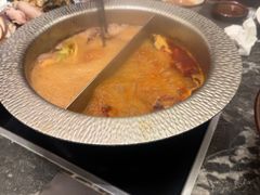 -牛YO寿喜烧·铁板烧和牛火锅自助(市府恒隆店)