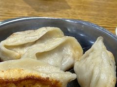 -黄阿姨锅贴大王(万航渡路店)