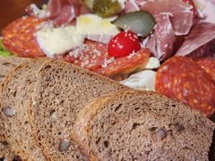 -Ambra Haus琥珀屋精酿餐厅(宝山店)