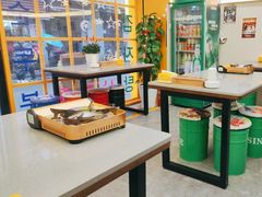 -豚妈妈汤饭·部队锅(南京东路店)