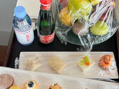 -三亚湾海居铂尔曼度假酒店