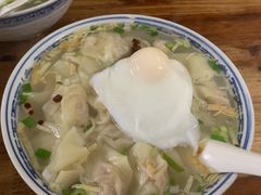 -胖子馄饨坊(天目大厦东南)