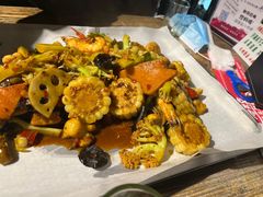 -嗨辣小聚·盘锦河蟹·海鲜烧烤龙虾(盘锦十年好店)