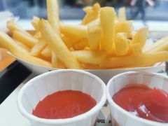 -The Habit Burger Grill 哈比特汉堡(复兴soho店)