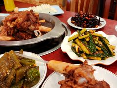 -聚首堂·特色小吃·肘子(什刹海德胜门店)