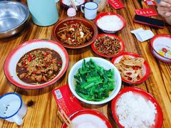 -老三样·美食研究中心(世贸路店)