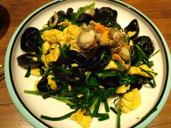 -东来菜馆•手抓海鲜家常菜•海鲜锅贴(鸽子窝店)