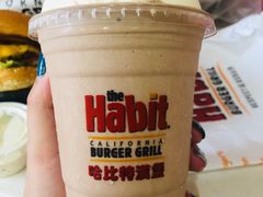 -The Habit Burger Grill 哈比特汉堡(复兴soho店)