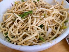 -十二忠手拉面(中华路店)