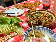 -罗霸蛮老岳阳大排档·鲜货烧烤·土吊子煨砂锅烧菜