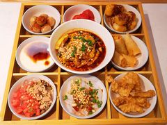 九宫格小吃-芙蓉巷成都名小吃(丹尼斯2天地店)