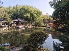 -汇龙潭