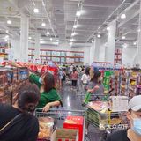 外高桥山姆今天开业‼️停车🅿️要等位，积极劝退👉