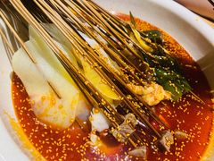 红油味钵钵鸡-嘉州叶婆婆钵钵鸡(建设路店)